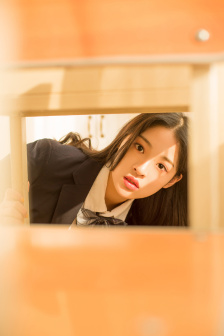 满城尽带黄金甲